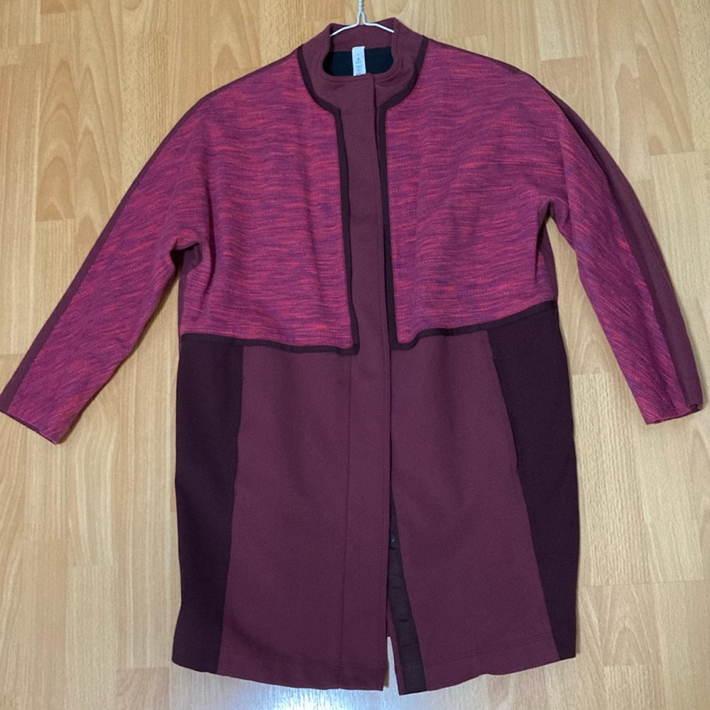 Lululemon jacket for women in sz S